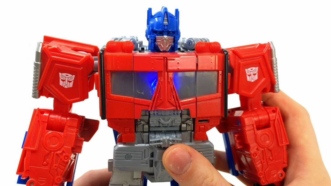 Image Of Beast Mode Optimus Prime From Transformers Rise Of The Beasts  (11 of 37)